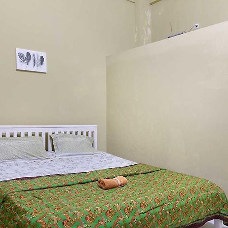 Onong'S Homestay & Cafe Tomohon Ngoại thất bức ảnh